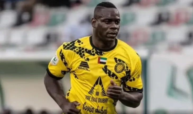 Balotelli shpërthen nga Dubai: Më thanë ‘uh uh, shko ha banane’. Mjaft është mjaft