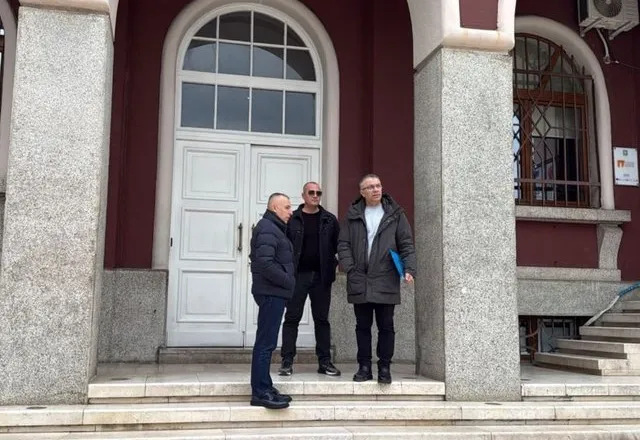 Banorët e Durrësit po takohen me Ramën për projektin TID, deputetët e PD-së nuk lejohen të marrin pjesë