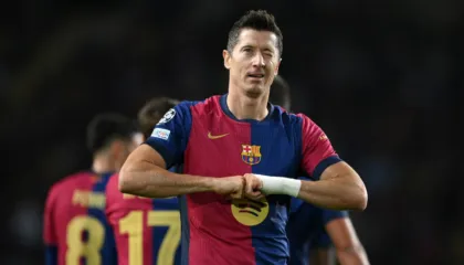 Barcelona po kërkon pasuesin e Lewandowski-t, Thierry Henry sugjeron tri emra por jo Julian Alvarez