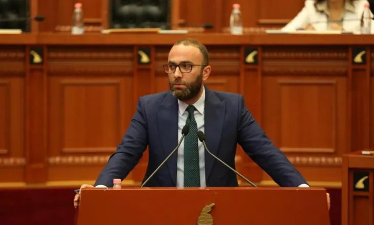 Bardhi bën thirrje për pjesëmarrje në protestë: Sot dita për të çliruar Shqipërinë nga korrupsioni