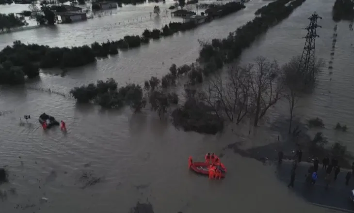Bashkë me tërmetet, Qeveria mund të bëjë me detyrim edhe sigurimin nga përmbytjet