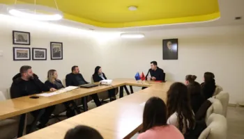 Bashkia Elbasan dhe Save the Children për mentorimin rinor në mbrojtje të mjedisit