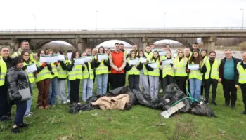 Bashkia Elbasan forcon monitorimin shkencor të mjedisit përgjatë lumit Shkumbin