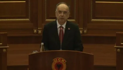 Begaj në Kuvendin e Kosovës: Na kanë fyer! Ata që udhëhoqën luftën për liri po përballen me akuza të montuara