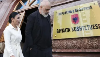 Belinda Balluku largohet zyrtarisht nga qeveria!/ Koçiu emërohet zv.kryeministre