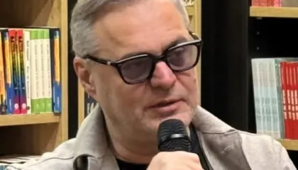 BEN BLUSHI: MJERIMI I BOTUESVE SHQIPTARË