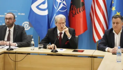 Berisha akuzon me emra gjyqtarët e Kushtetueses: Nuk kanë as ligj as moral