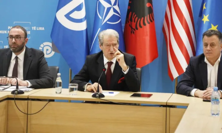 Berisha akuzon me emra gjyqtarët e Kushtetueses: Nuk kanë as ligj as moral