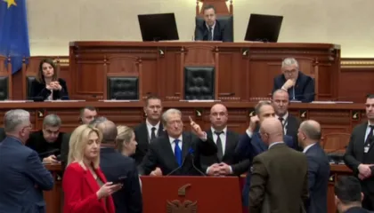 Berisha apel qytetarëve: 20 shkurti është dita juaj! Ky parlament është armik i egër i shqiptarëve