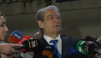 Berisha flet për protestë paqësore, por i quan militantët e vet ‘kryengritës të armatosur’