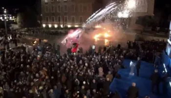 “Berisha funksionon vetëm me militantët”/ Protesta, gazetari: Zhurma bën lajm, por nuk e sjell Saliun në pushtet