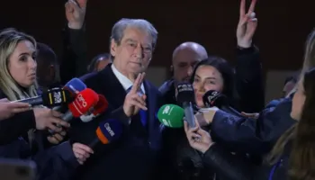 Berisha: I them Edi Ramës, hiq dorë nga sulmi në selinë e Partisë Demokratike, do të përgjigjemi nga mëngjesi deri në mesnatë