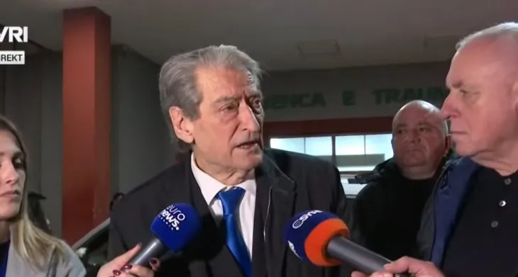 Berisha: Këta nuk janë policë, por janë banditë dhe do të marrin përgjigje si të tillë. Të lirohen të gjithë të arrestuarit