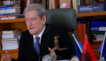 Berisha: Lubia emëroi të gjithë kabinetin e saj në vend të saj! Fuqia e saj janë dosjet që ka!