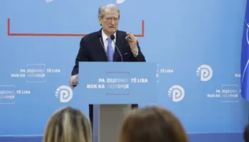 Berisha mesazh të fuqishëm për protestën e 10 shkurtit: Objektiv është largimi i Ramës