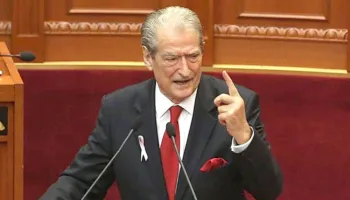 BERISHA NE KUVEND: PO MBRONI VITHET E BELINDES