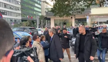 Berisha në SPAK për masën e sigurisë “detyrim paraqitjer”: E patë si ja bënë fytyrën Ramës dje në Durrës