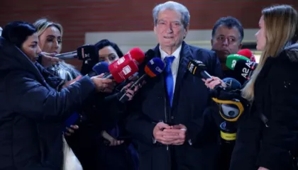 Berisha pas protestës: Vetëpërmbajtja e qytetarëve më e fuqishme se dhuna e banditëve