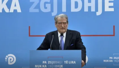 Berisha pro Ramës dhe gjyqtarëve: Pagat i vendos qeveria, por kryeministri e prishi vetë piramidën e pagave në drejtësi