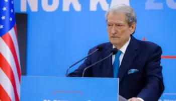 Berisha: Rama do të shkojë në Bruksel me fustanin e Lubi Ballukut pasi u zotua se do vazhdojë grushtin e shtetit