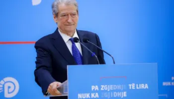 Berisha: Rama nuk po mbron Mirlindën e AKSHI-t, por Lindën e tij të Surrelit