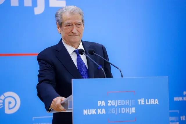 Berisha: Rama nuk po mbron Mirlindën e AKSHI-t, por Lindën e tij të Surrelit