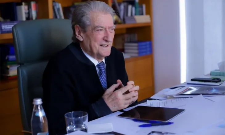 Berisha: Rama u bashkua me aleatin e Putinit tani që po i mbyllet dera e BE! Opozita kërkon integrim të plotë me merita në BE