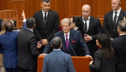 Berisha shpërthen: Rama po bën grusht shteti për të shpëtuar Ballukun