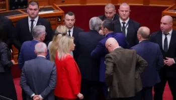 Berisha: S’ka parlament pa hequr imunitetin e Lubisë!