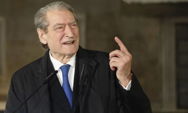 Berisha thirrje policisë një ditë para protestës: Bashkohuni me ne