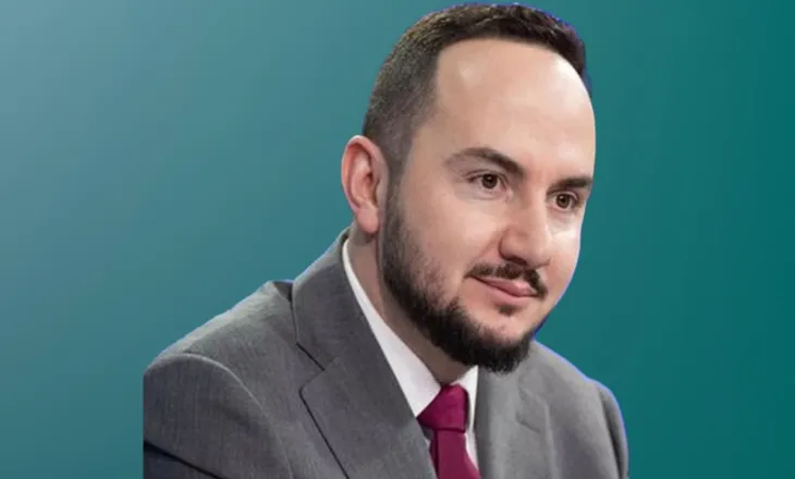 BERISHEN E DETYROVA UNE TE PROTESTONTE