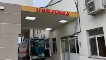 Bie në kontakt me rrymën elektrike, humb jetën elektricisti në Lezhë