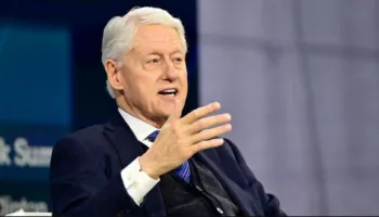 Bill Clinton dëshmon për raportin e tij me Epstein-in