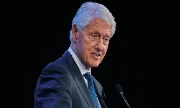 Bill Clinton tha se ‘nuk bëri se*ks’ me gruan misterioze në xhakuzinë e Epstein