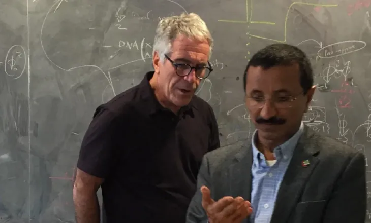 “Bisedat vulgare, modelet dhe pëlhura e shenjtë”. Si Sulayem dhe Epstein luanin me fuqinë dhe luksin