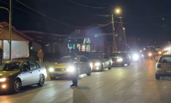 Bllokimi i aksit Librazhd-Përrenjas, reagon ARRSH: Drejtuesit e autoveturave dhe mjeteve të tonazhit të rëndë të ndjekin këto akse