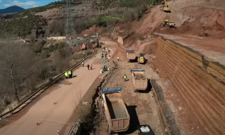 Bllokimi i qarkullimit në aksin Librazhd-Prrenjas, Balla: Po punohet për krijimin e një kalimi alternativ