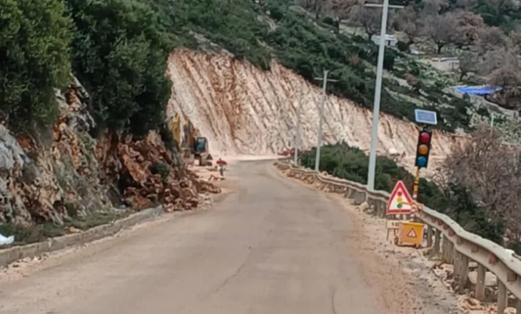 Bllokimi i rrugës në dalje të tunelit të Llogarasë, ARRSH: U krye shpërthim i…