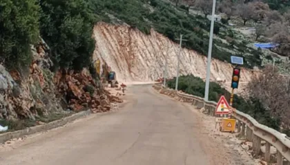 Bllokimi i rrugës në dalje të tunelit të Llogarasë, reagon ARRSH: U krye shpërthim i planifikuar