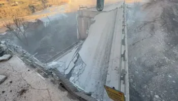 Bllokimi i rrugës/ Shembet ura tek Arrat e Gurrës, do të ndërtohet rrugë provizore