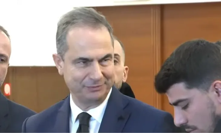 Boçi: Parlamenti i kapur nga ekzekutivi, opozita do ta çojë betejën deri në fund