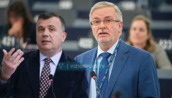 “Bordi i Paqes”/ Eurodeputeti gjerman debat me Ballën: Pse merrni pjesë, BE nuk e ka bërë? Socialisti: Shqipëria marrëdhënie të veçantë me SHBA