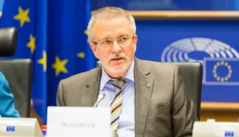 Bordi i Paqes, eurodeputeti gjerman debat me Ballën: Pse Shqipëria merr pjesë, ndërsa BE nuk e ka bërë