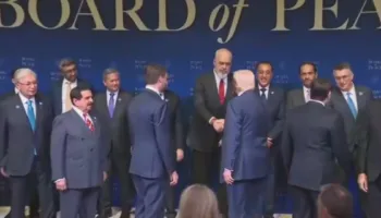 Bordi i Paqes, Trump shtrëngon duart me Ramën, nis mbledhja e parë