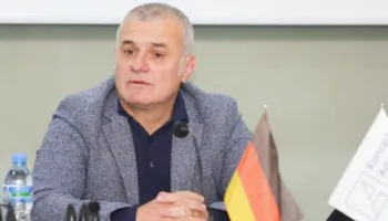 Bujar Leskaj kundër Berishës për bojkotimin e reformës territoriale: Do t’i jepnim mundësi Ramës ta deformojë më shumë