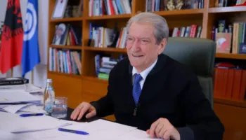 “Byroistët ishin xhelatë, por në 46 vite nuk bënë as gjysmën e korrupsionit të drejtorëve të Ramës”, Berisha: Duhet transformim i thellë