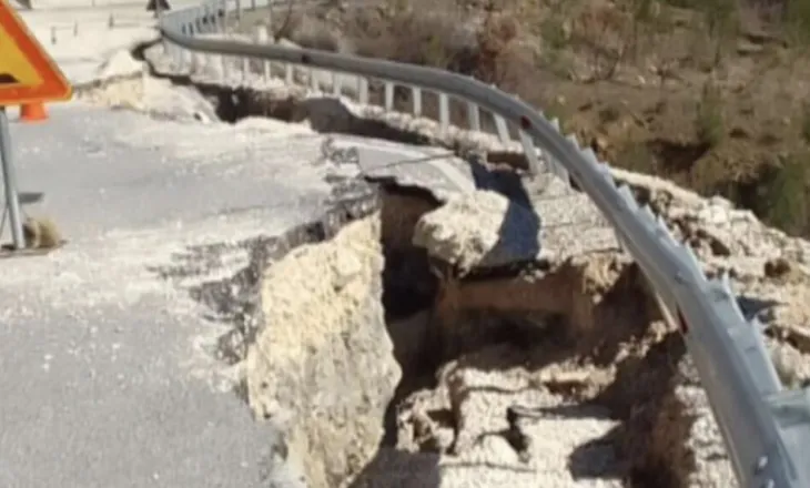 Çahet edhe asfalti i rrugës Përmet-Skrapar