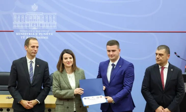 Certifikimi i 36 punonjësve, Koçiu: Forcim i integritetit dhe transparencës në institucionet ligjzbatuese përmes partneritetit Shqipëri–SHBA
