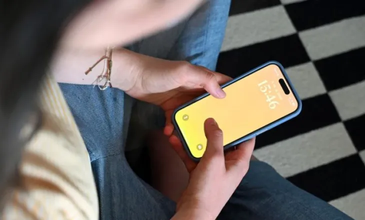 Çfarë do të thotë më shumë kohë në ekran për fëmijët