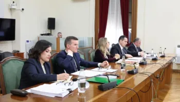 “Çfarë faktesh konkrete keni?” Zbardhen diskutimet e deputetëve të PS-PD në Këshillin e Mandateve me Prokurorët e SPAK për Ballukun